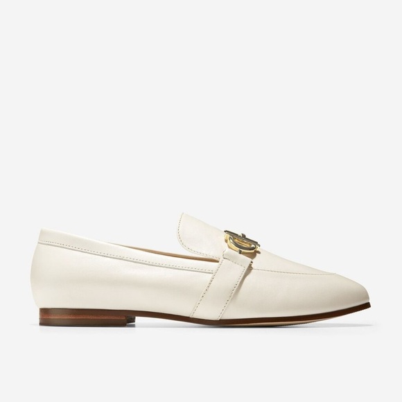 NWOB Cole Haan Women's White with Gold Hardware Loafers Size 6.5 - Picture 3 of 12